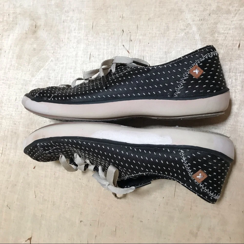 Dr.Scholl’s Polkadot Maylee Sneakers Size 9